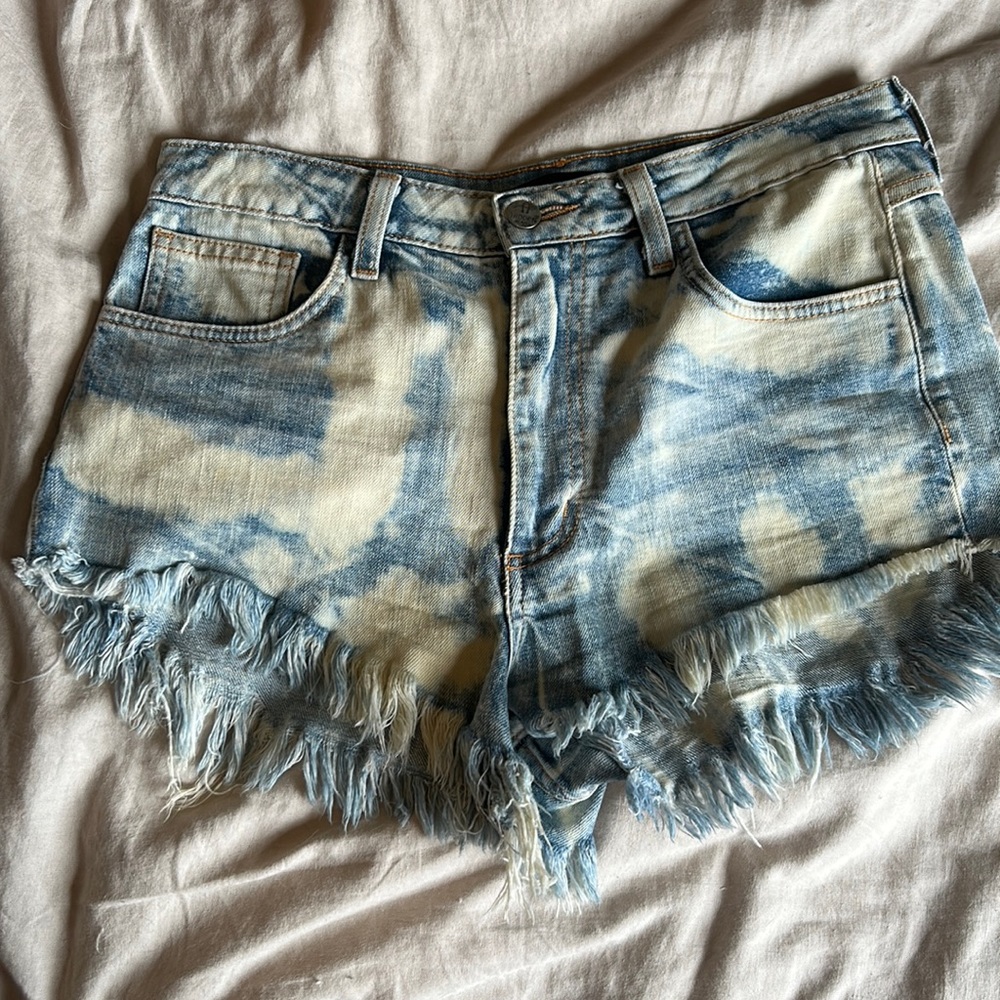 Size Large denim bleached style shorts